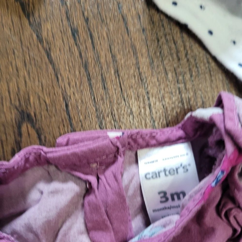 Bundle/Lot of Tops, Bodysuits, Sweater, and Zip Up Jacket Size Girl's 3 Months